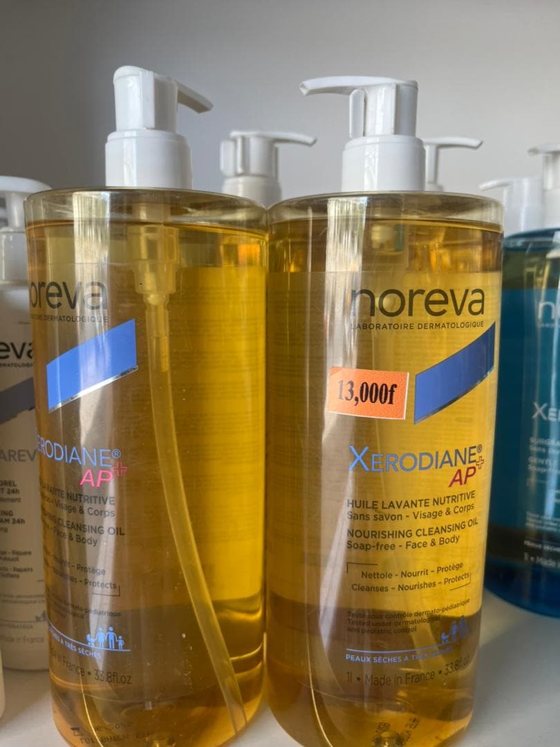 Noreva Xérodiane AP+ huile lavante nutritive sans savon visage et corps, flacon pompe 1 L
