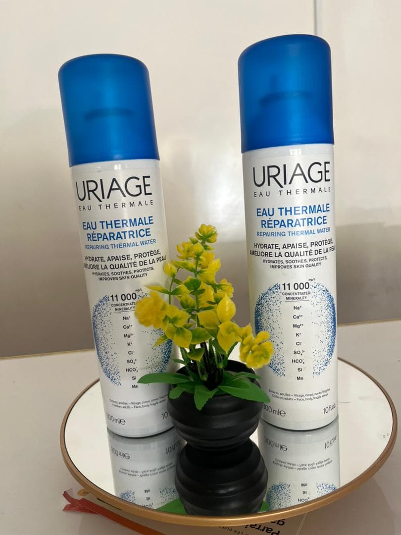 Uriage Eau Thermale Réparatrice spray 300 ml, hydrate apaise protège